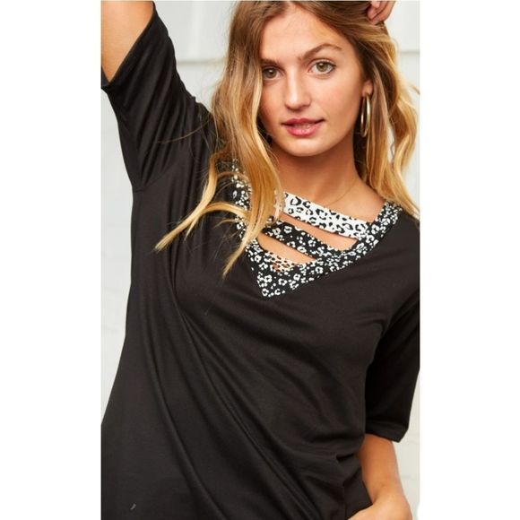 Black Top With Animal Print Detail - Picture 2 of 7